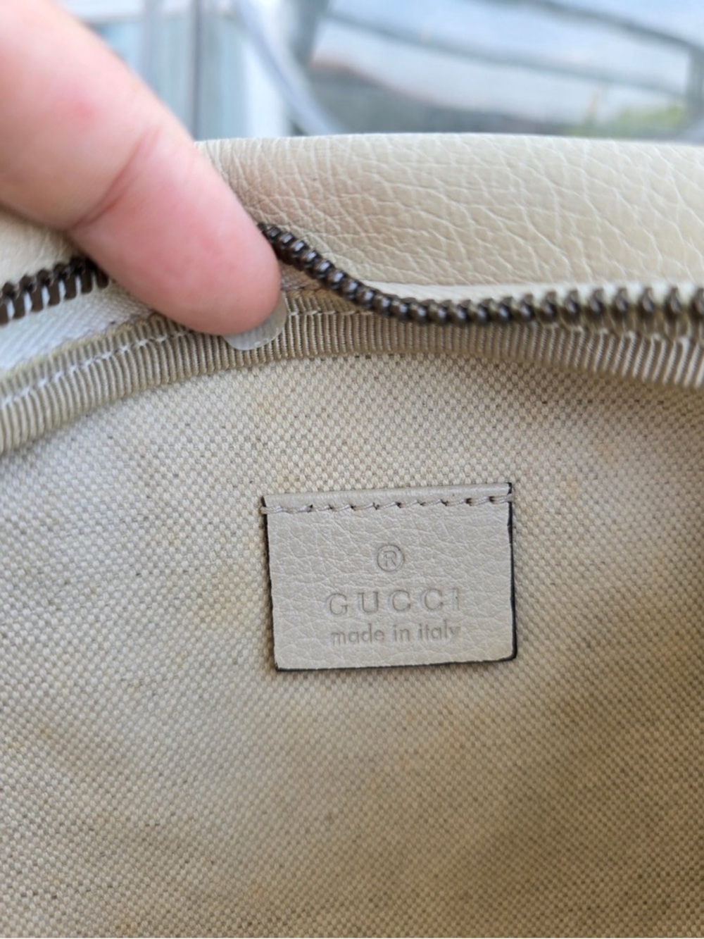 Gucci Cream Leather Belt Bag with Red and Blue Web Strap Authenticity!! - Picture 13 of 16